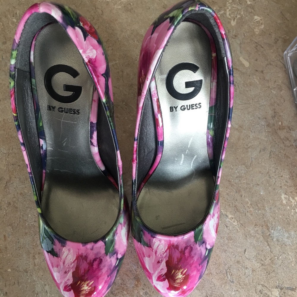 Guess heels